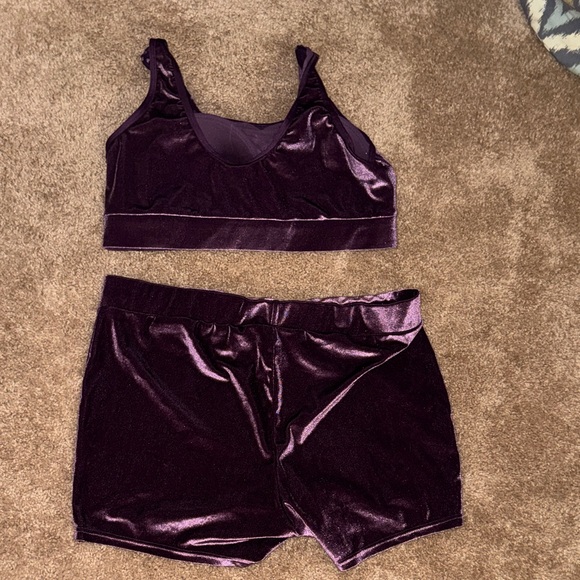 Torrid Deep Purple Velvet Pajama Set - Picture 4 of 6